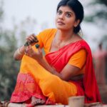 Swagatha S Krishnan Instagram - மருதாணி சிவப்பா வெட்கம் சிவப்பா ♥️ Shot by the brilliant @karthikha_photography mua @bhairavimakeoverartistry #maduraikaari #oorkaaraponnu #actor #singer