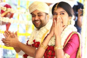 Swagatha S Krishnan Instagram - Happy Ugadi 🌺 

Saree : @shruseternity 
Jewellery : @fineshinejewels 
Blouse : @dimahfashion 
Makeup and Hair : @anjusartistry 
Photography : @bala_g_studio 
Location : @namamigangesresort 

#wedding #oonjal