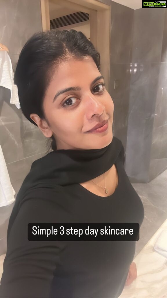 Swagatha S Krishnan Instagram - It requires just a routine to glow. This takes 10 minutes every morning. Do this simple 3 step procedure with 1. Facewash 2. A serum 3. Sunscreen . This is my morning routine. While following any routine DO NOT expect results immediately. It takes time and repeated application of these products, for the skin to absorb , recover and reflect. Be regular and stay patient :) Choose functional products that are effective while being kind to your pocket too. In my next videos Ll talk more about night care, haircare, reviews of skincare products that I use in particular, some products I adore and some additional steps that can be added to this regime for extensive skincare. #skincare #mydailyregime #routine #cleanse #nourish #protect #myskin #bareskin #morningskin #singer #actor #model #influencer