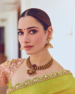 Tamannaah Thumbnail - 1.5 Million Likes - Top Liked Instagram Posts and Photos