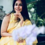 Tanishaa Mukerji Instagram - Sunday feels familiar! Like that day off we’ve been waiting for ! The anticipated holiday we get soooo excited about! And then it’s here ! 💛⭐️ #sundayvibes