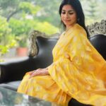 Tanishaa Mukerji Instagram - 💛⭐️ Outfit: @warpnweftbysagrikarai Stylist: @stylebysaachivj Team: @sanzimehta777 #photography @mr_dhoka.ai