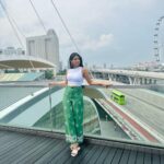 Tanvi Dogra Instagram - Hello Morning…💚 Marina Bay Sands MBS