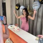 Tanya Sharma Instagram - Couldn’t fit everyone in this 10 photos only drama ! But trust me these are the few people who make me smile not only on birthdays but everysecond day to celebrate life🩷 love you homiessssss 💕💕 #birthdaygirl #birthday #memories #love #tanyasharma TAJ Santacruz, Mumbai
