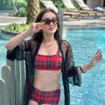 Tanya Sharma Instagram - Not your barbie girl I’m living in my own pretty good world ❤️ . . The @kayak_in app is my latest secret to travel like a pro. #SearchOneAndDone loved my amazing stay in Kuala Lumpur #ad #vacation #malaysia #travel #bikini #poolside #tanyasharma Sofitel Kuala Lumpur Damansara