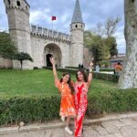 Tanya Sharma Instagram - My travel experience in Istanbul was very much different than my other vacations … it was wonderful exciting tiring exhausting and a very unique experience and I don’t think I can sum up the whole thing with few pictures but I try and hope you’ll like it too 😊💕💃🏼 #istanbul #travel #streets #live #love #travelgram #turkey #tanyasharma Istanbul, Turkey