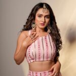 Tanya Sharma Instagram - Dil jhoom 🩷 . . Outfit - @the_adhya_designer Shot by - @sagarfilms194 Mua- @hetals_brides Studio- @s3.mumbai #ethnic #lehnga #pink #love #photoshoot #festive #festivewear #tanyasharma