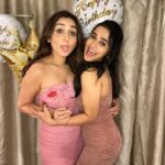 Tanya Sharma Instagram - Couldn’t fit everyone in this 10 photos only drama ! But trust me these are the few people who make me smile not only on birthdays but everysecond day to celebrate life🩷 love you homiessssss 💕💕 #birthdaygirl #birthday #memories #love #tanyasharma TAJ Santacruz, Mumbai