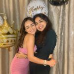 Tanya Sharma Instagram - Couldn’t fit everyone in this 10 photos only drama ! But trust me these are the few people who make me smile not only on birthdays but everysecond day to celebrate life🩷 love you homiessssss 💕💕 #birthdaygirl #birthday #memories #love #tanyasharma TAJ Santacruz, Mumbai
