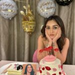 Tanya Sharma Instagram - “Birthday special” I always feel overwhelmed on my birthday as I feel all the love of my friends and family all together and just like every year this year too I realised that I have such amazing set of well wishers☺️💕 and I would like to give a big hug to them for being there including my fans who love me and support me no matter what ! So thankyou for another year of wonderful memories ! Grateful to god for everything 🩷 P.s - birthday spamming about to begin !! #birthdayprincess #birthday #ootdfashion #tanyasharma #september #baby #libragang TAJ Santacruz, Mumbai