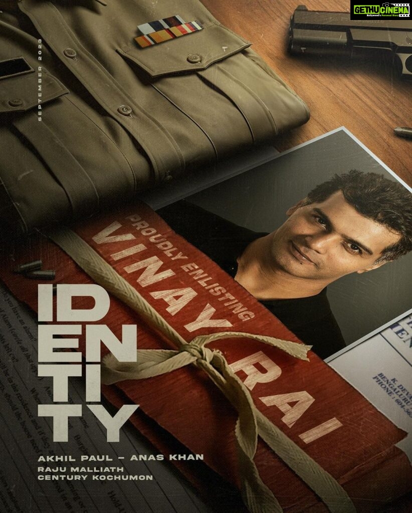 Tovino Thomas Instagram - Presenting the Stylish Icon : VINAY RAI Thrilled to team up together for an all-out Action Entertainer !! ‘IDENTITY’ An @akhilpaul_ @anaskhan_offcl Movie ! Time to shed all previous avatars... Focused on getting into the Skin of Identity..! @identity_themovie @akhilpaul_ @anaskhan_offcl @trishakrishnan @vinayrai79 @akhilarakkal @chaman.chakko @centuryfilms.in #IDENTITY #StartsRolling #Sept23
