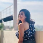 Vaishnavi Gowda Instagram - Friday feeling 🪁💙