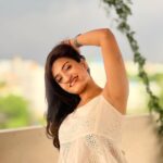 Vaishnavi Gowda Instagram - Weather 🌧️😍 👚- @shimmer_designer_studio