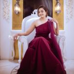 Vaishnavi Gowda Instagram - Be the light and shine 📸- @pkstudiophotography 👗- @rentyourlook_by_chandangowda