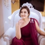 Vaishnavi Gowda Instagram - Be the light and shine 📸- @pkstudiophotography 👗- @rentyourlook_by_chandangowda