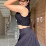 Vaishnavi Gowda Instagram - Had so much dancing 💃 to the hook steps #RaRaRakkamma #RakkammaHookStep #VikrantRona #VikrantRonaJuly28 #VRin3DJuly28 @kichchaSudeepa @jacquelinef143 @VikrantRona Try it out 😃