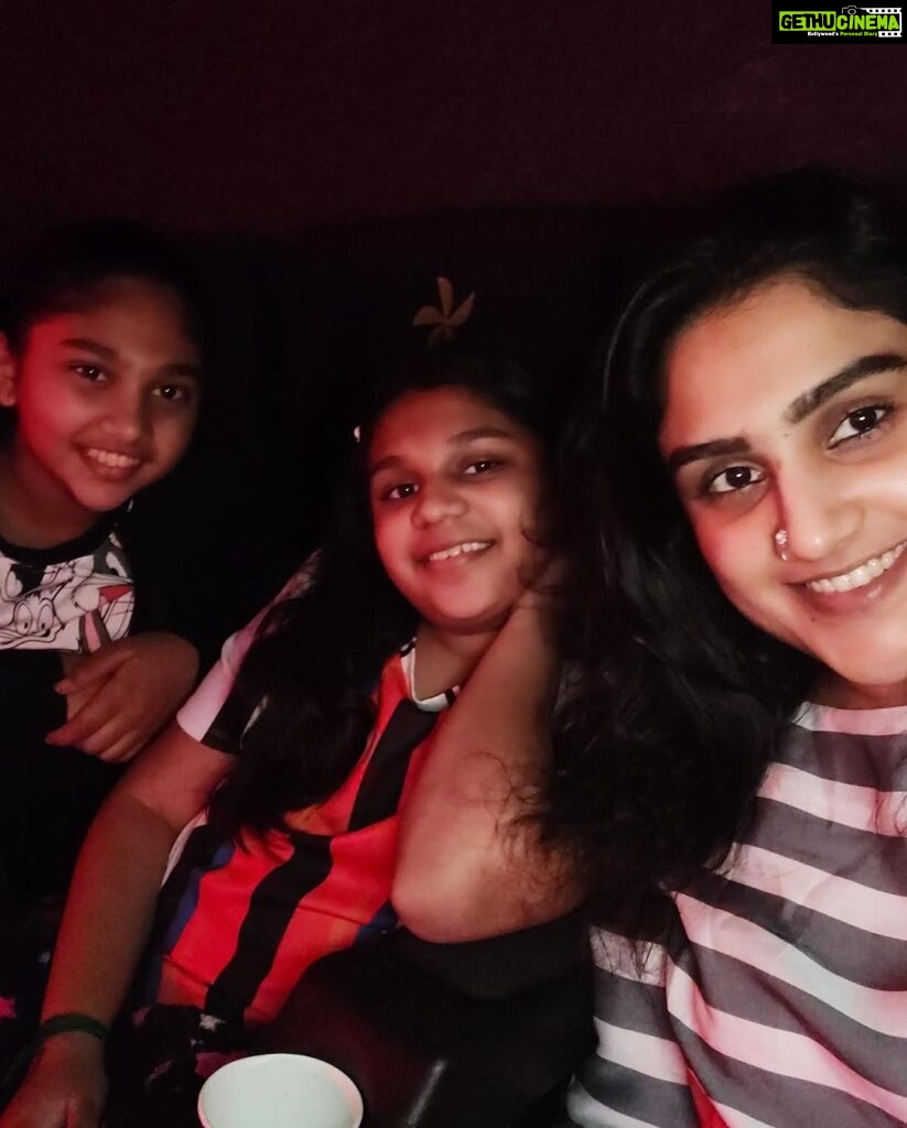 Vanitha Vijayakumar Instagram - #internationalgirlchildday #girlchildday #girlpower #daughter #daughters #motherhood to both my pillars of strength the reason for my everything,my besties,my moms❤️ live your life to the fullest and achieve your dreams .amma has your back like you always have mine💪#yougogirl