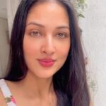 Vidisha Instagram - Aaiye ye Navratri saath me khelte hain garba. Milte hain kal @korakendranavratrinaiduclub kora Kendra ground 1 mein. Happy Navratri !! #navratri #korakendra #dandiya #garba #navratrispecial #bgph #anitabhabhi #vidishasrivastava #jaimatadi