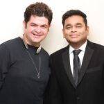 A. R. Rahman Instagram - #btswithdabboo With Marvellous @arrahman ♥️ @dabbooratnani 📸 @manishadratnani @dabbooratnanistudio #dabbooratnani #dabbooratnaniphotography #dabbooratnanicalendar #arrahman Dabboo Ratnani Photography