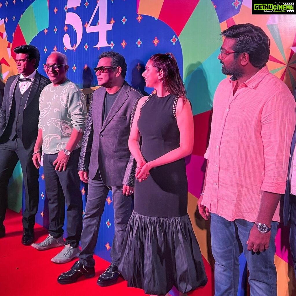 A. R. Rahman Instagram - #Gandhitalks premiere at @iffigoa …a silent movie (no dialogues) with a lot of score 😍@actorvijaysethupathi @aditiraohydari and Director @kishorbelekar @siddharth23oct @zeestudiosofficial IFFI Goa