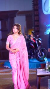Aanchal Sharma Instagram - 🌸

@manis_rai @sbd_nepal @keshab.photography @shrushaa @binjeeta_hairstylist 💕