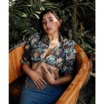 Aanchal Sharma Instagram - Do it for you 🤍 . . Concept & Coordination : @esparshsarawagi Photography: @photographer_coyo Wardrobe: @ambassador.designs @comonepal Makeup & Hair: @makeupby__sanu Styling: @zosii Accessories: @anx_studio @comonepal Venue: @aloftkathmandu