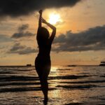 Aanchal Sharma Instagram - Sun, sand, and smiles all day long. 🌞😄 @dr.udipshrestha Boracay Island, Philippines