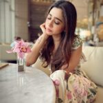 Aarthi Instagram - It’s always better when we’re together… 🌸🌸 Elements Lounge