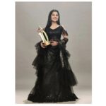 Aarya Ambekar Instagram - Extremely honoured to have received this year's @zeetalkies "Maharashtracha Favourite Kon Suvarnadashak Award", cos the nominees this year itself were all the awardees from the past 10 years..who I've, since childhood, seen and followed as my idols. Thank you juries, thank you everyone who voted for me as "Favorite Playback singer of the Decade" and hugee Thank you to @avinashvishwajeet dadas And @rajwadesatish sir for giving me a song as melodiously sweet as Hrudayat Waje Something!!! . Outfit : @bavanni_by_poojak . . ___ #MFK2021 #MaharashtrachaFavoriteKonAwards #MFKSuvarnaDashak #FavGayikaofthedecade #CelebratingDecade #SuvarnadashakSohala # #aaryaambekar #AvinashVishwajeet #SatishRajwade #AbhinayBerde #TiSaddhyaKayKarte