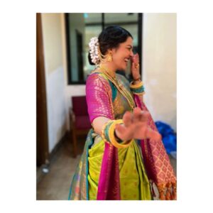 Aarya Ambekar Instagram - Some more pics brilliantly clicked by @rahuldeshpandeofficial dada.! Swipe to see how attempts at making me blush turned into laughter and the iconic Balgandharva pose happened naturally!!!!😁
