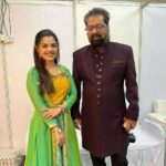 Aarya Ambekar Instagram - Yday was one surreal day for me!!!! Still in the musical hangover!!! It was my absolute honor to share the stage with the legend Padmashri @singerhariharana ji, at the Khasdar Mohotsav organised by respected hon. Nitin Gadkariji. Still unable to come to terms with the fact that I got to sing Hariharanji's songs which I've been listening since childhood and which are even now in my playlist..WITH HIM!!! It was a treat to listen to you live sir.. and there were moments when I feared I would skip my lines, mesmerized, listening to you sing!!! Thank you so much for having me aboard!!! Thanks to @akshayhariharan10 and all the musician dadas for being so cooperative!!☺️🙏🏻 Thank you Nagpurkars, for all the love and appreciation!!🤗🤗 . PC - @sukruti17 @cityon247 . . ___ #aaryaambekar #hariharan #padmashrihariharan #khasdarsanskrutikmahotsav2022 #nitingadkariji @sanjoygtr @atul_raninga @bcmanju @idrao_official @fenderlove93 @saibuvarughese @gaurav_wasvani