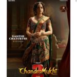 Aarya Ambekar Instagram - 🧿🖤Ever experienced EUPHORIA?!! I did, when I got to know, I had to sing for the legend, @mmkeeravaani sir for the film #Chandramukhi2..and for the gorgeous @kanganaranaut ji!!! Have sung the song “Swagathaanjali” (Hindi). Written brilliantly by @vaibhavjosheeofficial dada. Do watch the film in theatres!!!😁😁 Gratitude and only gratitude 😇🙏🏻 Ganpati Bappa Morya!! Thanks to everyone who trusted me with this song!! #aaryaambekar #chandramukhi2 #swagathaanjali #swagathaanjalihindi #kanganaranaut #mmkeeravani #pvasu #tamilmusic #bollywoodmusic