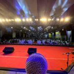 Aarya Ambekar Instagram - Such an honor to have gotten to share the stage with respected Jayteerth ji and Rahul dada yesterday in Pune!! Unforgettable experience to have sung Baje re muraliya and Bhagyada laxmi with Jayteerth ji, being his admirer and fan since childhood!!😇🙏🏻🧿⚫ . . . ___ #aaryaambekar #rahuldeshpande #jayateerthmevundi #liveconcertspune #lokmattichaganpati #lokmatnaadganesh Mahalaxmi Lawns Karve Nagar Pune