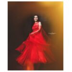 Aarya Ambekar Instagram - Living in a fairytale!!! Happy Friendship Day everyone!!!❤️❤️ PC - @vikrantmumbaikar . . ___ #aaryaambekar #srgmplilchampsmarathi #jury #mentor #ootd #redgowns #loveforred #weddinggowns #aaryainsrgmp #aaryainzmlilchamps #aaryasrgmplilchamps