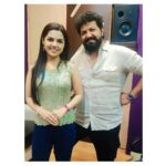 Aarya Ambekar Instagram - Screaming in my mind with excitement, waiting for everyone to listen to this supremely melodious song composed by the mentor @avadhoot_gupte dada🥰🤗..and written beautifully by rohinininawe tai!!!❤️ I consider myself truly lucky to have gotten to sing this lovely melody..and be a part of yet another wonderful creation of @star_pravah ..after Aai Kuthe Kay Karte, Jeevalaga and Suvasini! With so many hints, can you guess what it is?!😁 . . . ___ #avadhootgupte #satishrajwade #starpravah #AaiKutheKayKarte #Jeevalaga #Suvasini #Aaryaambekar #titlesong #newsong #newtitlesong Dawn Studios