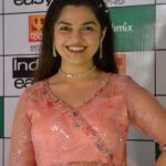 Aarya Ambekar Instagram - In the barbie world! Pc - @bipinkulkarni13 Outfit - @fragrance_designs @paragjaysingpure