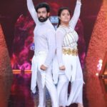 Aata Sandeep Instagram – Don’t Miss to watch our “5 Elements” Dance act on Neethone Dance Grand Finale this 27th,Sunday at 6:00pm on your favourite channel @starmaa @endemolshineind 
#NeethoneDance #GrandFinale #GuessTheWinner