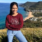 Aayushi Dholakia Instagram - always wanted to dance at a touristy location and Australia made it happen😋💃 📍 Stanwell Tops, Sydney . . . . . #reels #Australia #dancetime #dancelovers #dance #moves