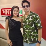 Aayushi Dholakia Instagram - Ever since I started hosting I always wanted to try on the shoes of a news anchor and I am honoured enough to have received an opportunity from @bharat24liv @firstindianews who invited me to host on their Special- ‘The JC Show’🗞️💗 I was in awe of the entire live production and the studio and am thankful for the experience🙏🏻 @iamnikhilanand @missteenint I will say this loud that my journey post-passing the crown has really helped me shape and explore various avenues which I never even thought of. Thank you for always pushing me and giving me chances that bring out the best in me🫶🏻♥️ . . . . . #hosting #eventhost #host #livetv #tvhost