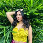 Aayushi Dholakia Instagram - it’s the grill season💗☀️☄️⛱️🍹 . . . . . . hmu- @vanitapatelmakeovers #springoutfits #springoutfitideas #ootddetails #summeroutfitideas #summeroutfit
