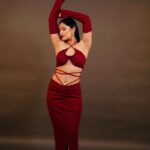 Aayushi Dholakia Instagram - Lady in red🍷✨ . . . . Campaign for @_rentofy_ Make and Hair by- @shraddha_dattaa Captured by- @24framesofshrey #modelinglife #model #photomodels #fashionmodel #modelshot #womanmodel