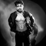 Abhishek Kumar Instagram – “Whenever I feel bad, I use that feeling to motivate me to work harder. I only allow myself one day to feel sorry for myself. When I’m not feeling my best, I ask myself, ‘What are you going to do about it?’ I use the negativity to fuel the transformation into a better me.” 
.
.
📸  @retouchbyhim 
📍 @influencer.city08 

#AbhishekKumar