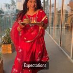 Addite Shirwaikar Malik Instagram - Karwachauth ka kadwa sach ❤️🌚😂 👗: @aachho #expectations #reality #humor #reels #karwachauth #aditimalik