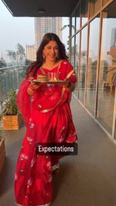 Addite Shirwaikar Malik Instagram - Karwachauth ka kadwa sach ❤️🌚😂

👗: @aachho 

#expectations #reality #humor #reels #karwachauth #aditimalik