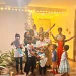 Addite Shirwaikar Malik Instagram - Mimi wat is this, Wat is ashtami , Why we doing this, why we distributing gifts.. Mimi says festivals are all about sharing & caring & blessings..Mimi it’s so nice.. wish every day is a festival.. I made so many new friends today too..Happy ashtami ❤️
