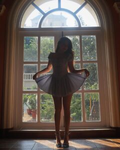 Aditi Bhatia Instagram - i truly exist in my own little fairytale 🦋