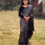 Aishu Instagram - Saw this song in the theatre and can't tell you how amazed I was with the whole energy and the moves that thalapathy and @rashmika_mandanna ❤️ performed in this film.!!!! Full on chatka song🎶💫🌟❤️ Greatly inspired by the choreography 💙 .. Pc: @shyji_ads😚 . . Outfit : @__.fashion_redefined.__ #aishuads #reelsinstagram #ranjithamey #varisu #rashmikamandanna #thalapathyvijay #reelsvideo #reelitfeelit #reelsindia #sareelovers #blacklove
