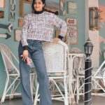 Aishu Instagram - Waffles on my mind, yeah! 😌🙃 @shyji_ads 🌹 #aishuads #yolo #foodinstagram #waffles #lovefood #aesthetics #ootd #photooftheday #photogram