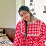 Aishu Instagram - Oh she’s sweet but a …..!!! #aishuads #loveyourself #ootd #pinkpinkpink #allsmiles #photooftheday