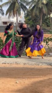 Aishu Instagram - Jorthaale “💃❤️
@choreographer_sridhar 💪master 
.
.
.
.
.
@aishu_ads @alhena_ads 
@asalkolaar @ofrooooo @raghavalawrenceoffl @priyabhavanishankar 
Vc: @_araff_ 🦟
#jorthale #rudhran #asal#dancereels #instareels #trending #trendingreels #reelsinstagram #reelsvideo #reelsindia